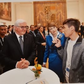 Von Afghanistan über die Schule ins Paradies